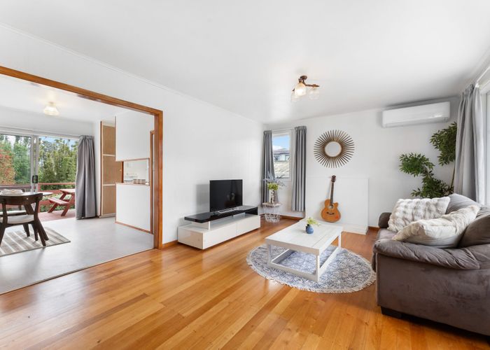  at 4 Pomelo Road, Te Atatu South, Waitakere City, Auckland