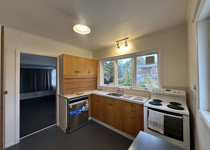  at 3  Bleakhouse Road, Mellons Bay, Manukau City, Auckland