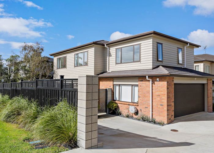  at 126A Wellington Street, Howick, Auckland