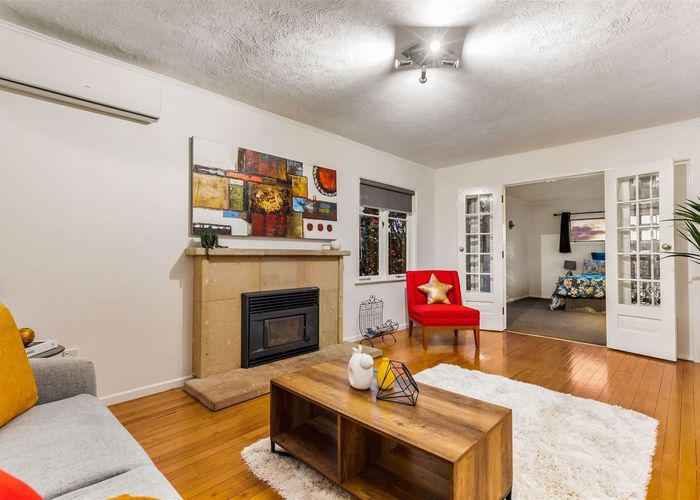  at 218 Sturges Road, Henderson, Waitakere City, Auckland