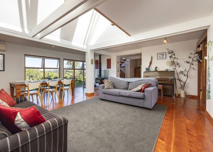  at 186B Woodlands Park Road, Titirangi, Waitakere City, Auckland