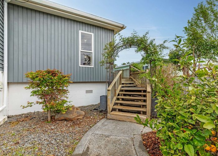 at 10 Broadhead Avenue, Tawhero, Whanganui