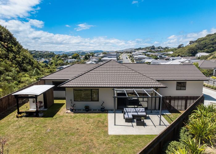 at 38 Moonsail Drive, Whitby, Porirua