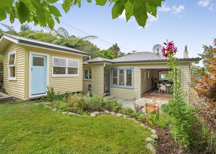  at 71 Maungaraki Road, Korokoro, Lower Hutt