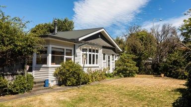  at 2 Courtenay Street, St Albans, Christchurch