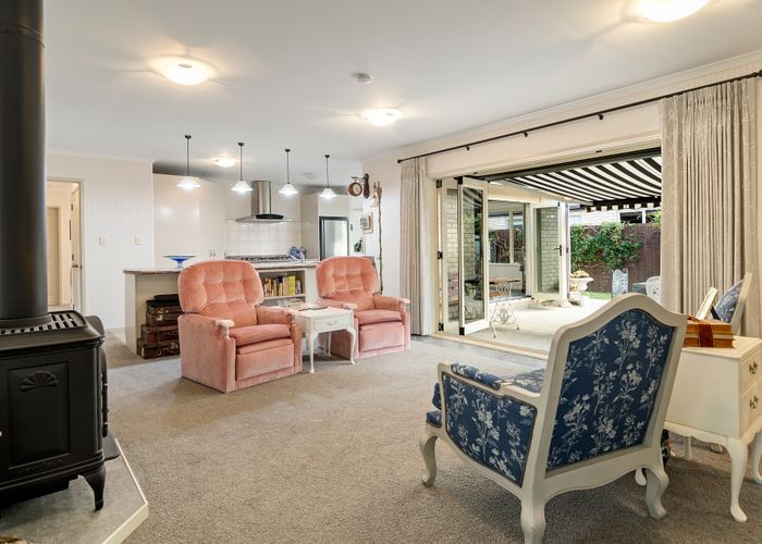  at 19 Inverness Drive, Pyes Pa, Tauranga