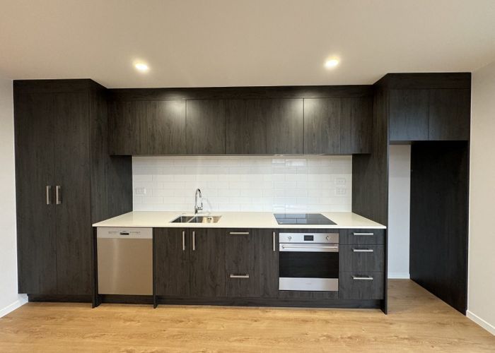  at 8/12 Balfron Avenue, Mount Roskill, Auckland