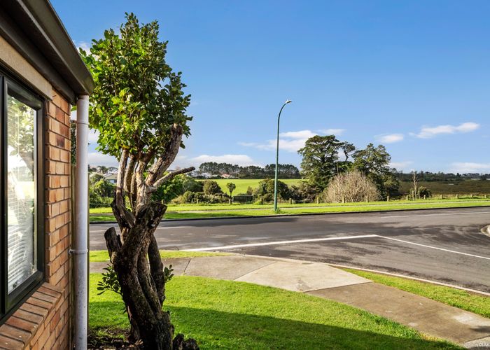  at 26 Waldos Way, Mangere, Manukau City, Auckland