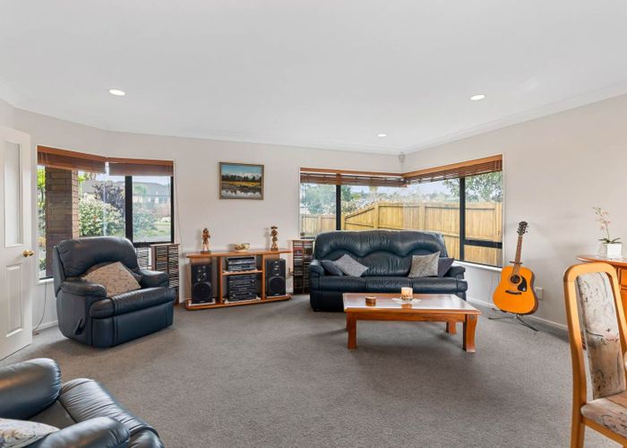  at 18 Limerick Place, Dannemora, Manukau City, Auckland