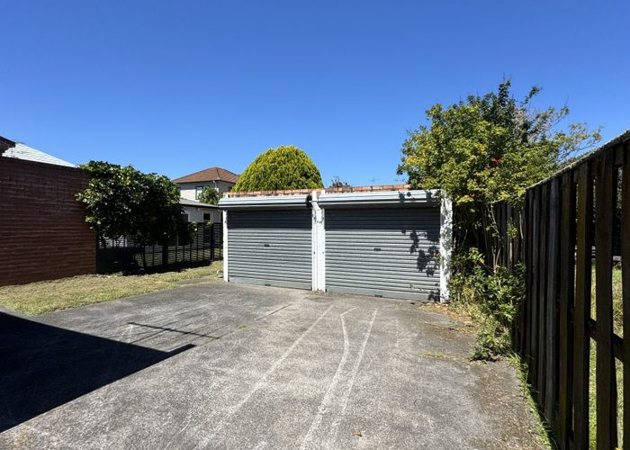 at 8A Hazel Avenue, Mount Roskill, Auckland