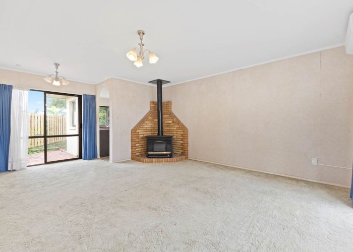  at 2/20 Taonui Street, Rosehill, Papakura, Auckland