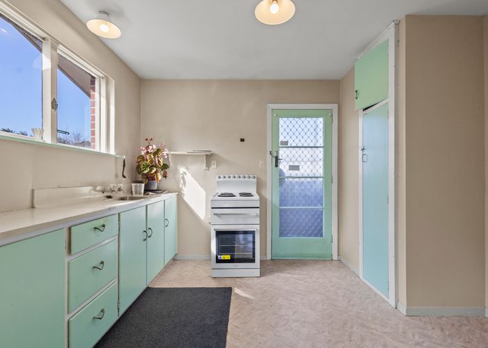  at 2/759 Ferry Road, Woolston, Christchurch City, Canterbury