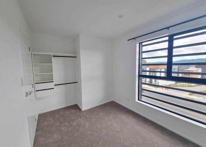  at 6/233 Great North Road, Henderson, Waitakere City, Auckland