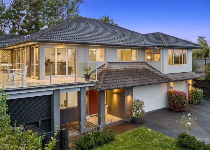  at 8 Baverton Drive, Flat Bush, Auckland