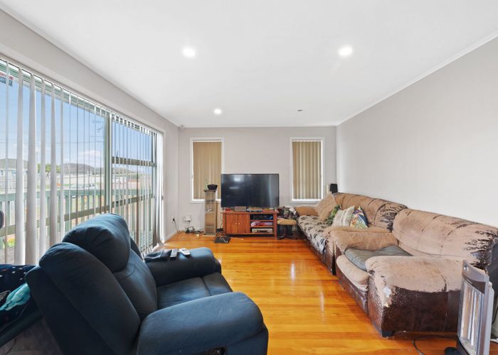  at 15 Forbes Road, Favona, Auckland