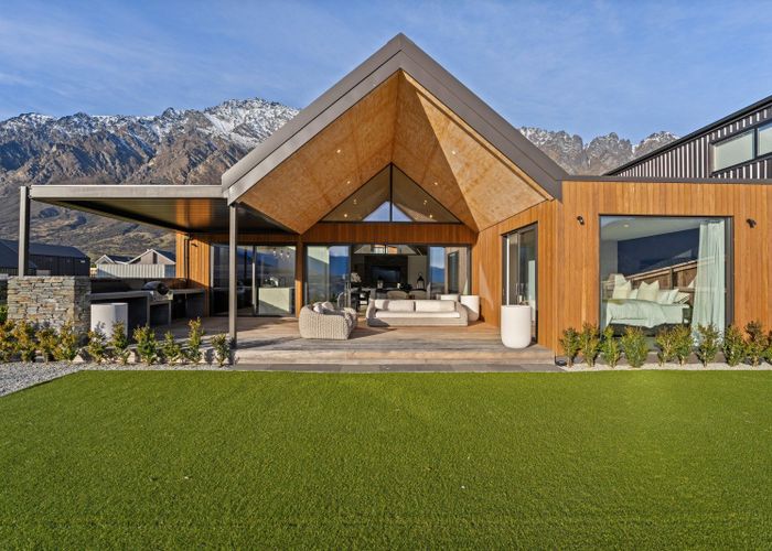  at 113 Spur Ridge Rise, Hanley's Farm, Jacks Point, Queenstown-Lakes, Otago