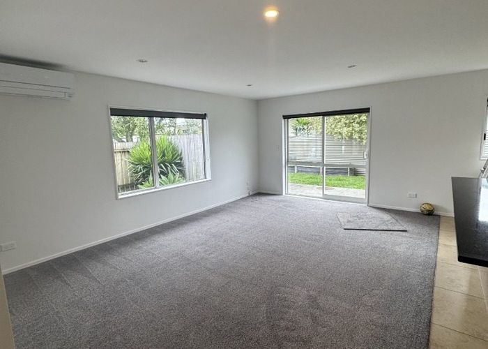  at 6A Alan Avenue, Henderson, Waitakere City, Auckland