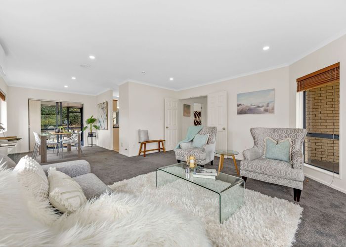  at 24 Moyrus Crescent, Dannemora, Manukau City, Auckland