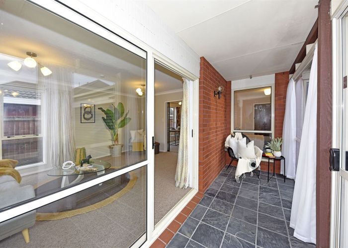  at 2 Wynand Place, Sockburn, Christchurch