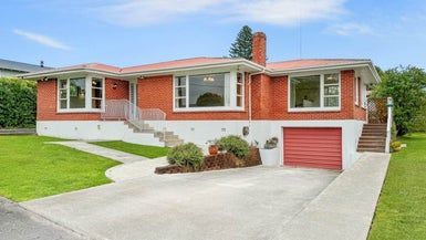  at 51 Bollard Avenue, New Windsor, Auckland