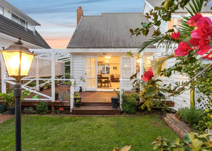  at 9 Lombard Street, Saint Heliers, Auckland City, Auckland