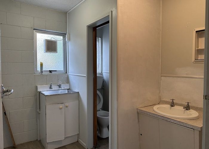  at 1/81 Lake Road, Frankton, Hamilton, Waikato