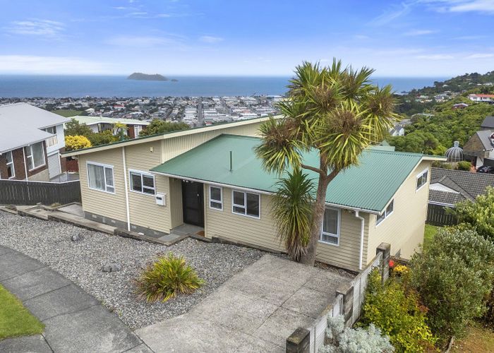  at 42 Mulberry Street, Maungaraki, Lower Hutt, Wellington