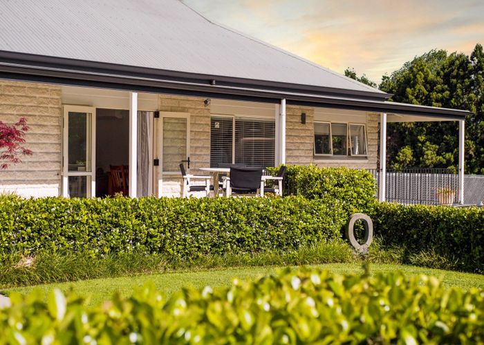  at 6 Saville Place, Pyes Pa, Tauranga, Bay Of Plenty
