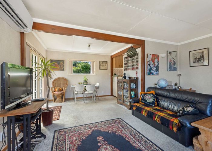  at 4 Sardinha Place, Marfell, New Plymouth