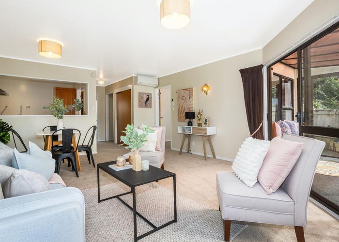  at 9E School Road, Plimmerton, Porirua