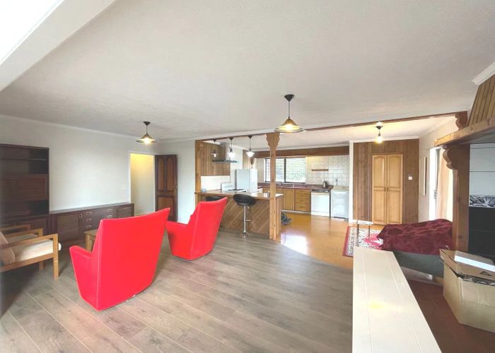  at 122 Triangle Road, Massey, Auckland