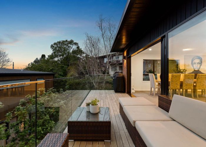  at 1/12 Surville Place, Mairangi Bay, North Shore City, Auckland