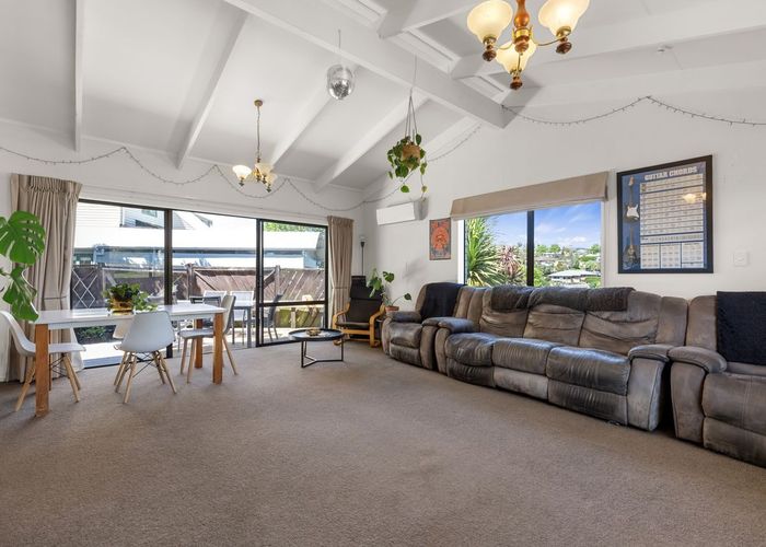  at 21 James Cook Drive, Welcome Bay, Tauranga