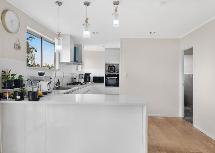  at 146 Gills rd, Half Moon Bay, Manukau City, Auckland