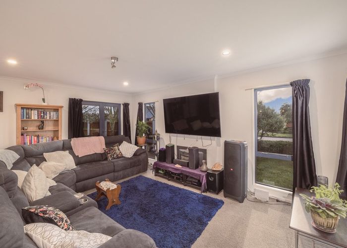  at 5 Excalibur Place, Burwood, Christchurch