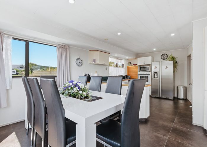  at 2 Kempton Place, Richmond Heights, Taupo, Waikato