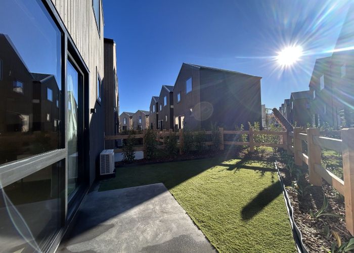  at 42 Shearers Drive, Frankton, Queenstown-Lakes, Otago