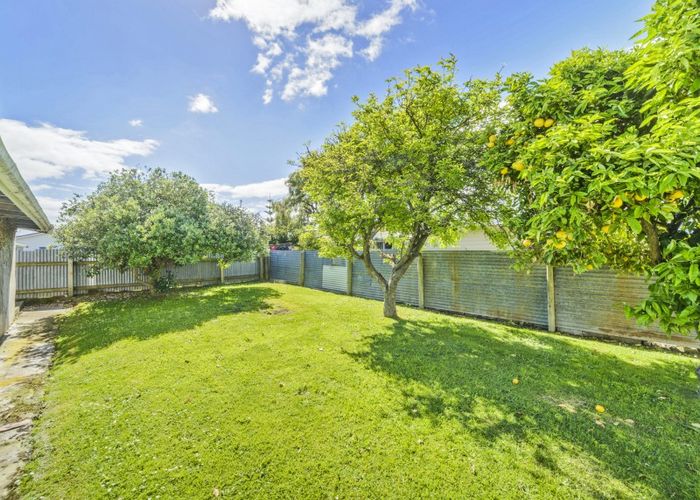  at 27 Duff Crescent, Highbury, Palmerston North