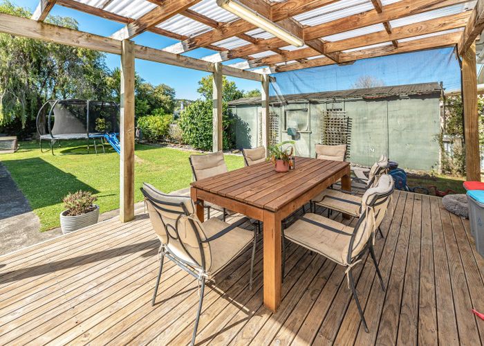  at 10 Burton Avenue, Whanganui East, Whanganui