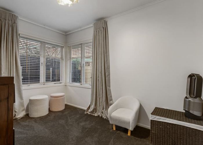  at 69 Kervil Avenue, Te Atatu Peninsula, Auckland