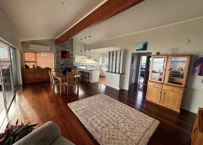  at 40 Craig Road, Maraetai, Manukau City, Auckland