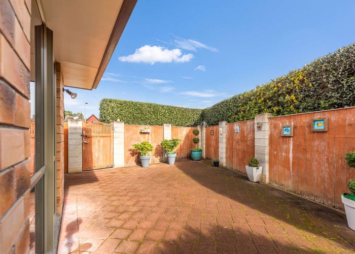  at 1 Suffolk Drive, Otamatea, Whanganui, Manawatu / Whanganui