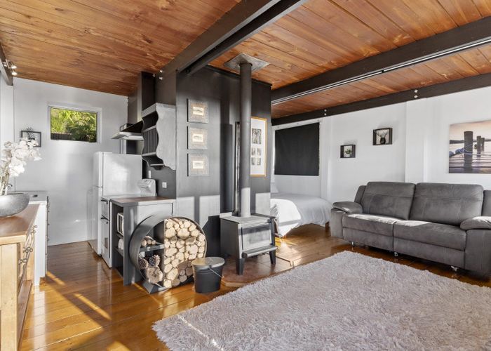  at 11 Karaka Street, Eastbourne, Lower Hutt, Wellington