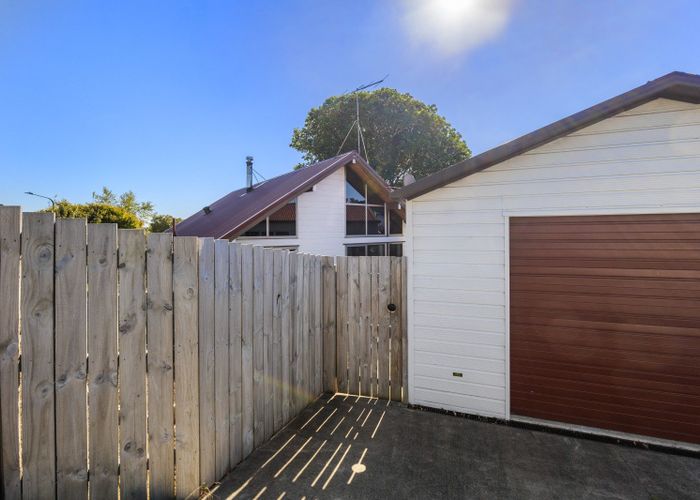  at 14 Fairfax Terrace, Frankleigh Park, New Plymouth, Taranaki