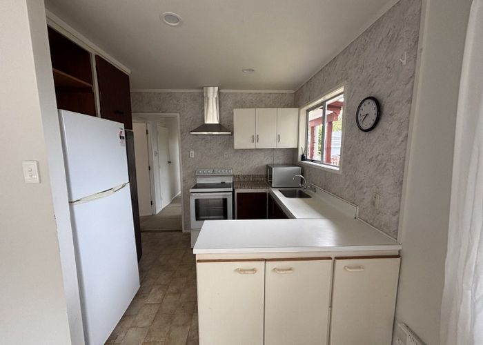  at 1/79 Flanshaw Road , Te Atatu South, Waitakere City, Auckland