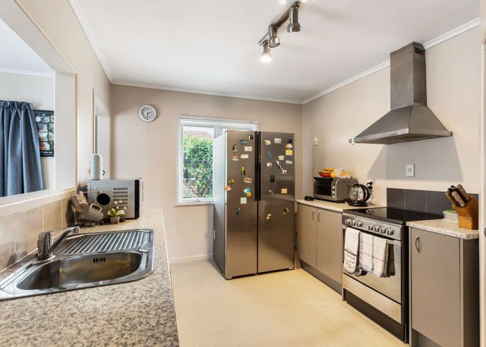  at 1/420 Great South Road, Opaheke, Papakura