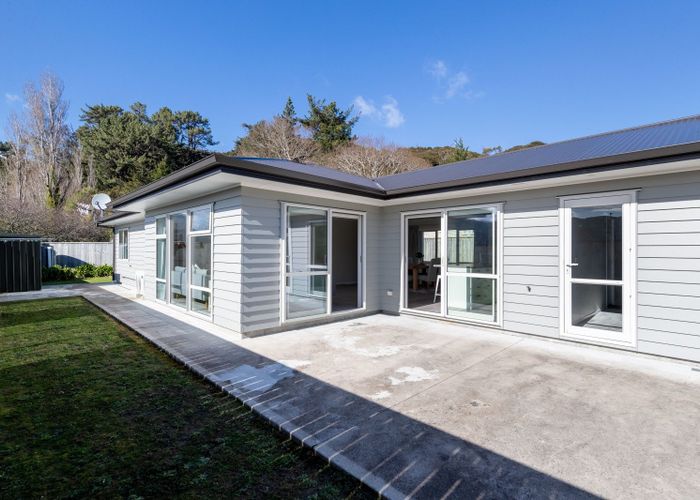  at 8A Karaka Street, Wainuiomata, Lower Hutt, Wellington