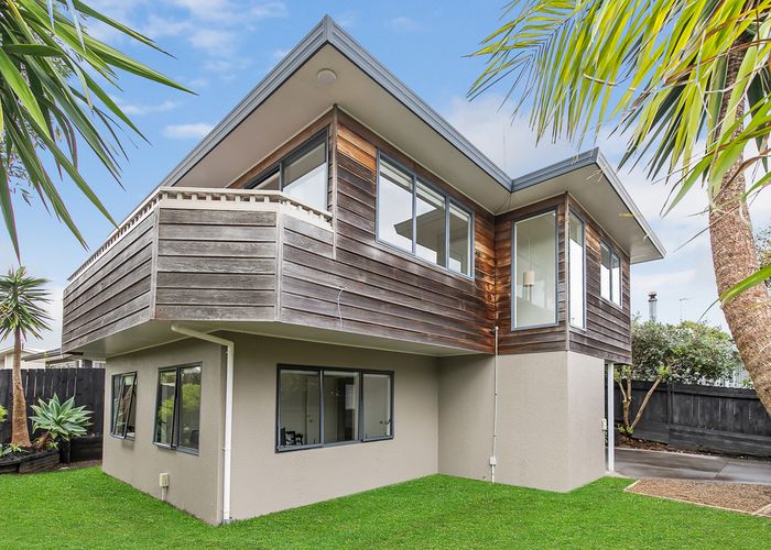  at 4A Ripon Crescent, Meadowbank, Auckland
