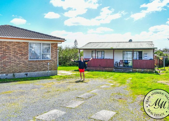  at 11 Darnell Crescent, Clover Park, Manukau City, Auckland