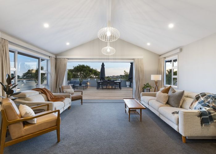  at 23 Herd Road, Hillsborough, Auckland